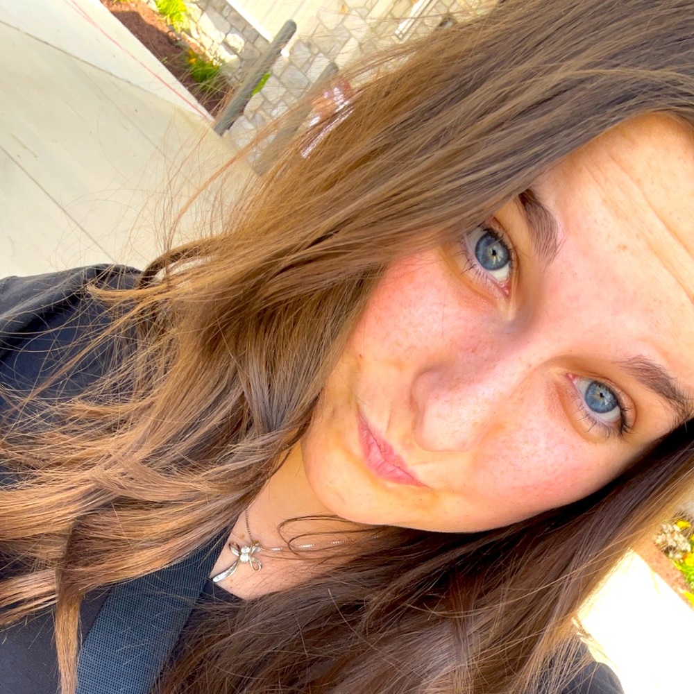 Meet your Posher, Lydia